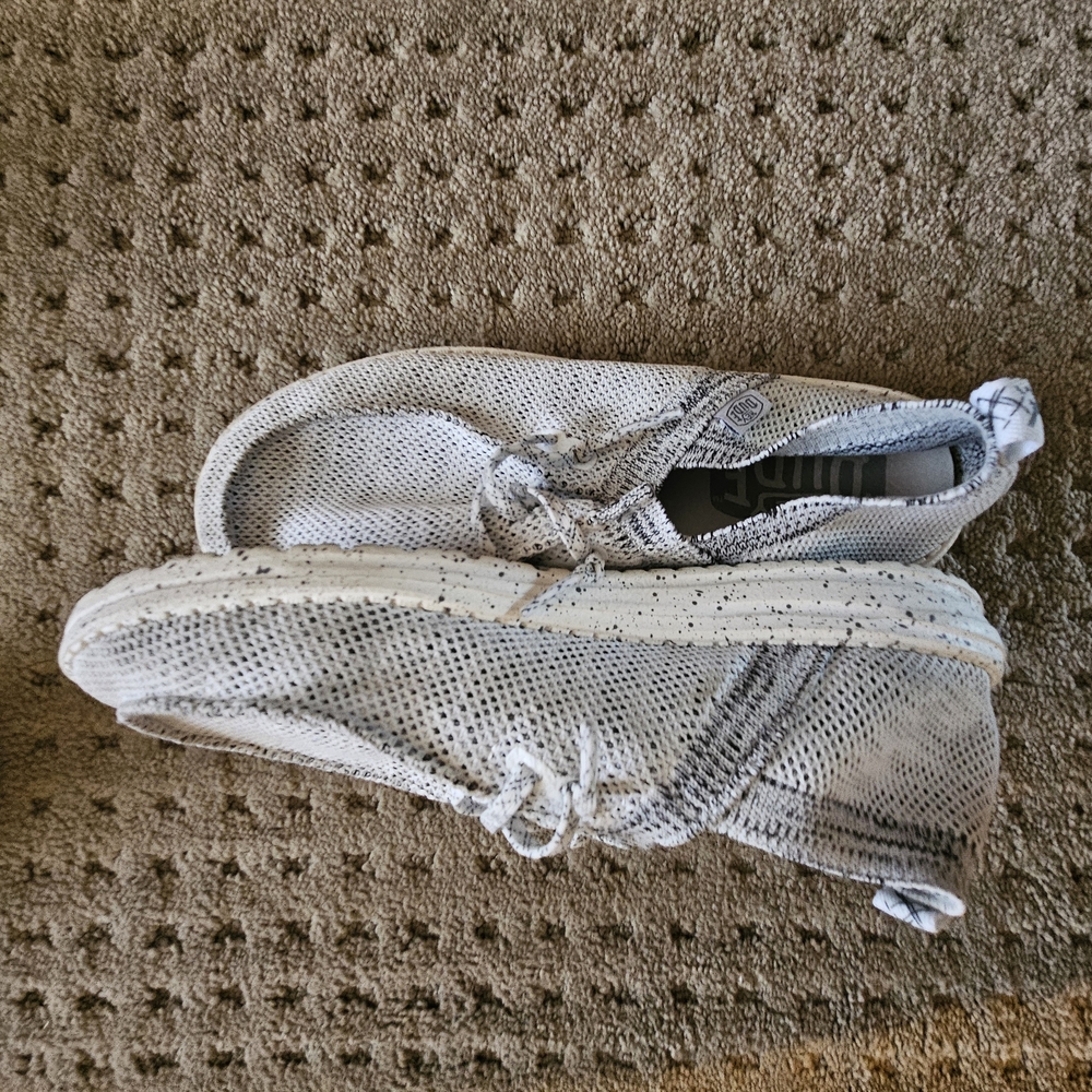 Casual White Knit Sneakers